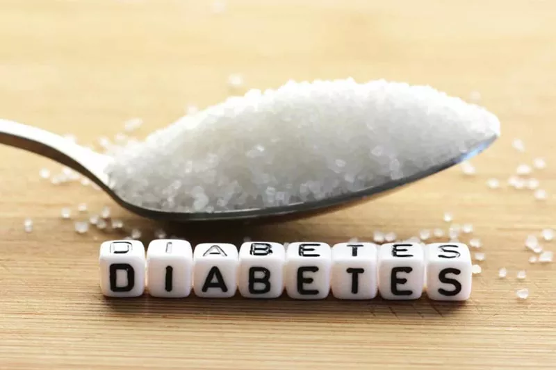 imagem ilustrativa colher com açúcar e texto diabetes